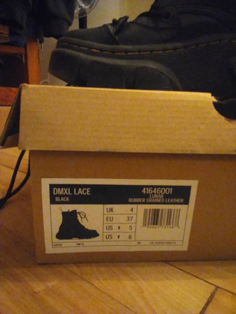 Dr Martens DMXL women's size 6 - Picture 10 of 10